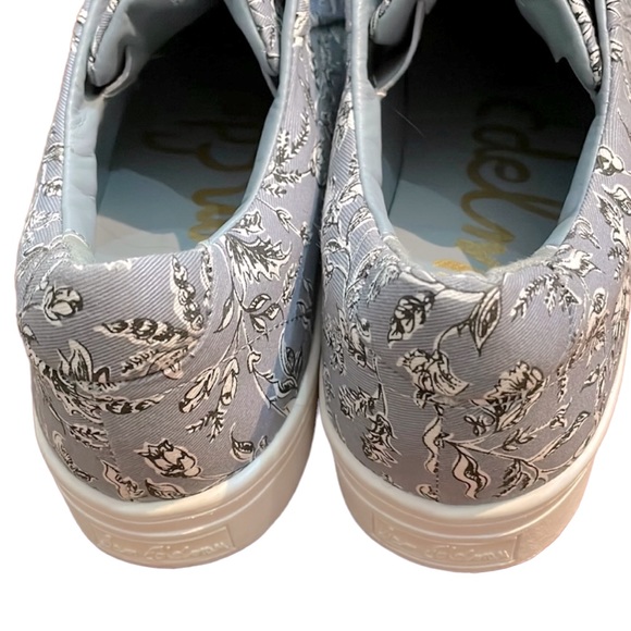 New Sam Edelman Leya Pom Pom Sneakers with Faux Fur Size 9.5 - Picture 5 of 7